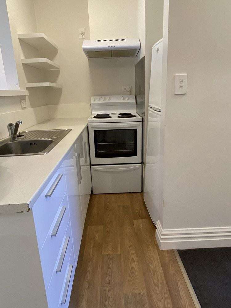 3C McKenzie Terrace Te Aro_8