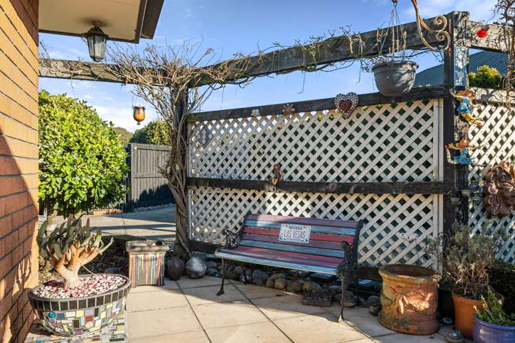 2/2 Fountainhead Lane Hillmorton_18