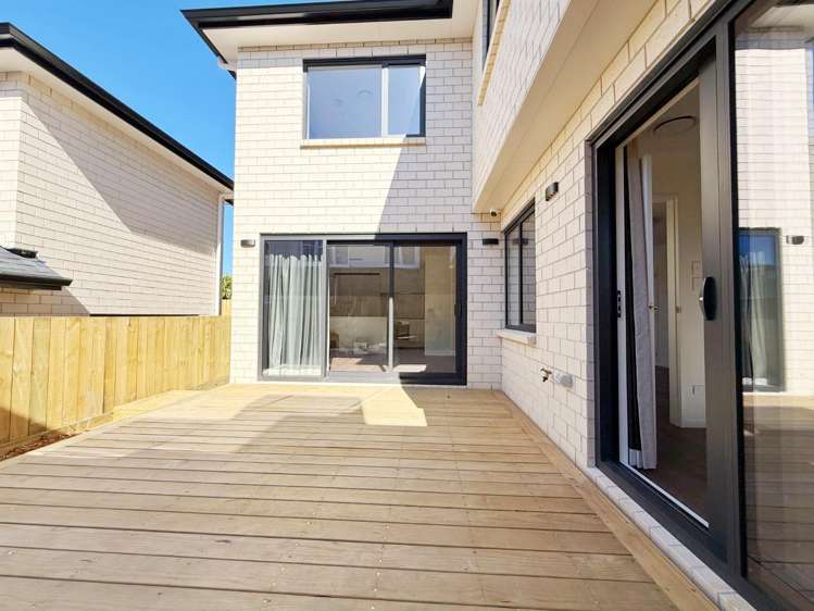 8A Downsview Road 2671_23