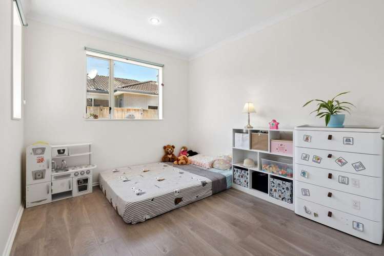74 Baverstock Road 10673_5