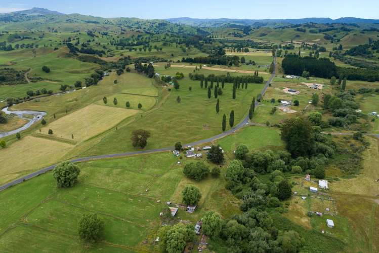 896 Taringamotu Road Taringamotu_17