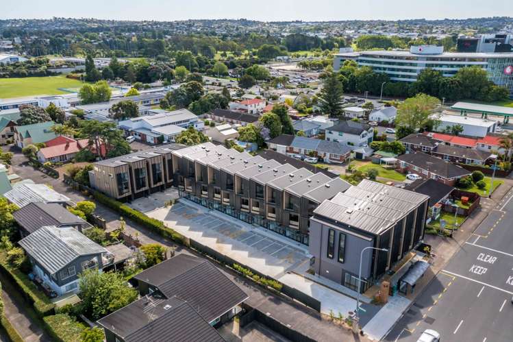 4/54 Taharoto Road Takapuna_11