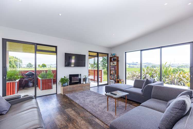 944 Ruatangata Road Whangaehu_1