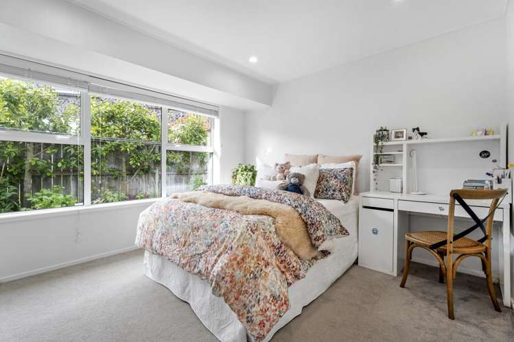 16 Beaconview Rise Farm Cove_18