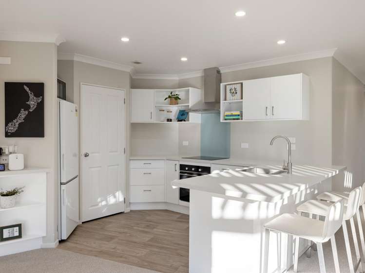 2 Mews Place Forest Lake_4