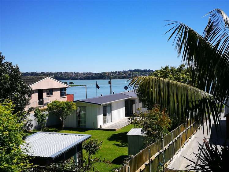 2/14a Kiwi Esplanade Mangere Bridge_18