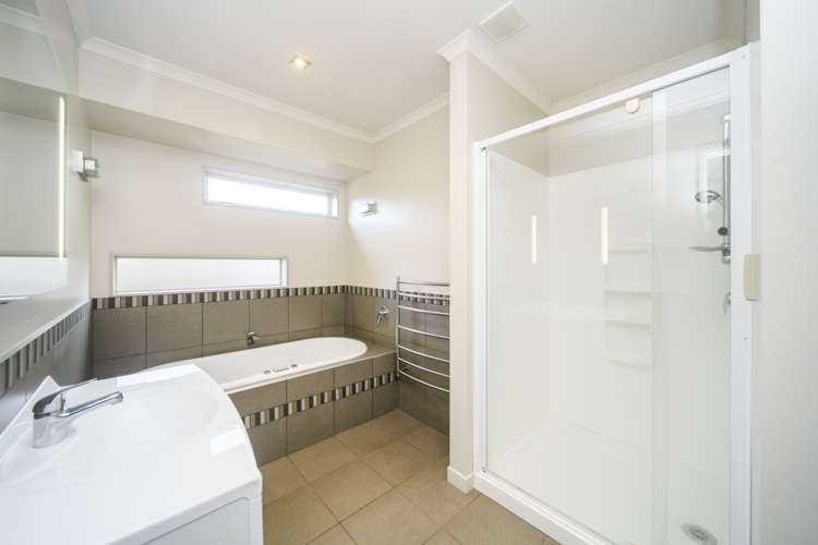 16 Walnut Grove Kelvin Grove_11