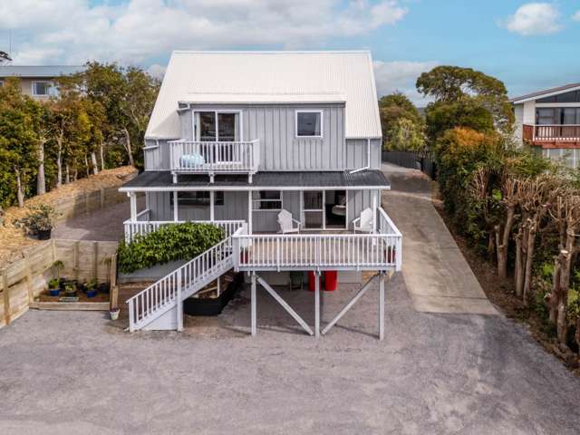 Great First Home With Water Views!