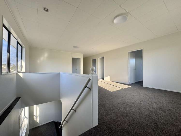 74B May Road Mount Roskill_11