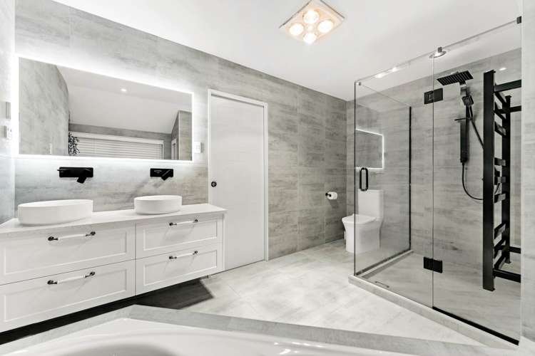 19 Tinaku Road Flat Bush_32