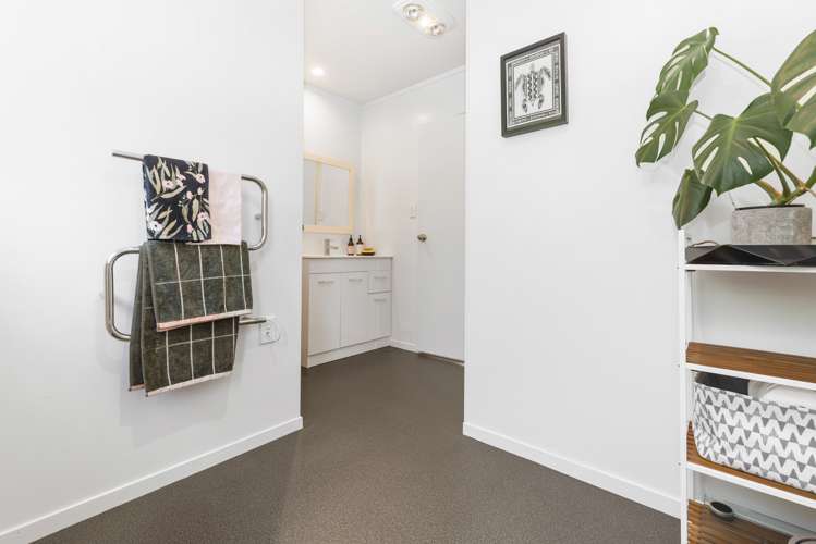 194 Devon Street Westbrook_11