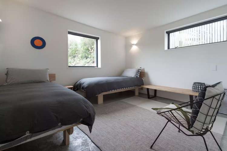  B/15 Hungerford Road Lyall Bay_22