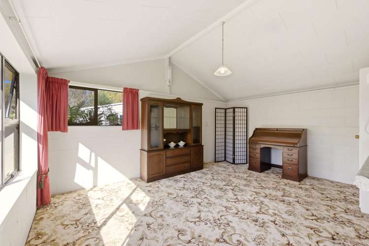 20 Queens Avenue Waikuku Beach_3