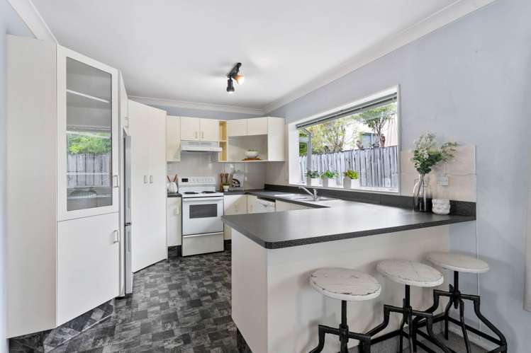 9 Redfern Lane Glenfield_14