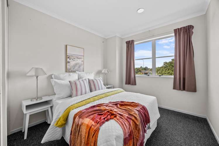 206 Carnoustie Drive Wattle Downs_17