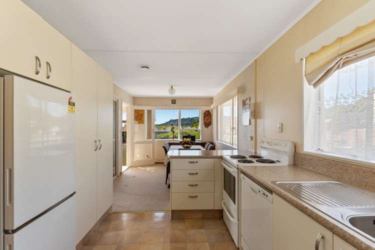 6 Newall Avenue Stoke_6