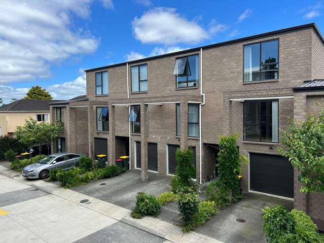 Address withheld Mount Albert_1