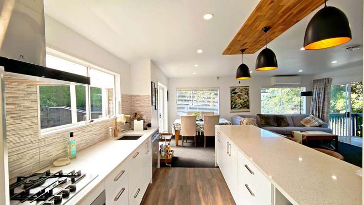 5 Sispara Place Beach Haven_7