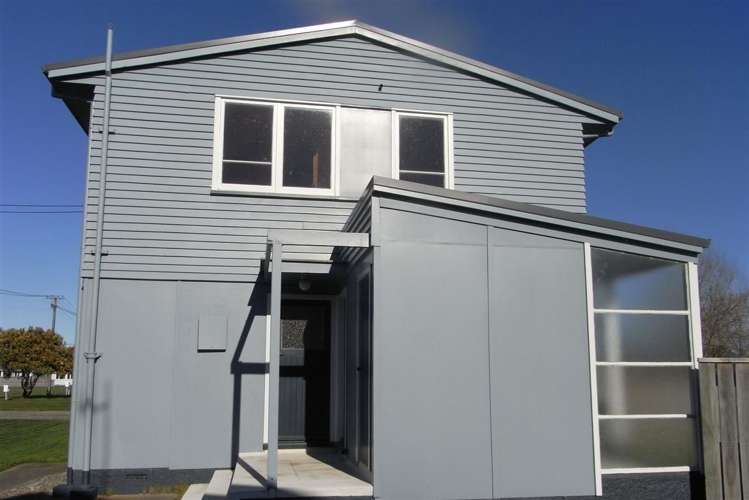 42 Devon Crescent Bulls_8