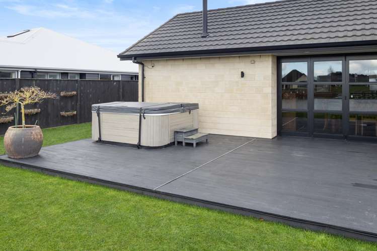 6 Trent Place Lake Hood_25