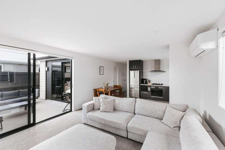 21 Tangaroa Place Poike_7