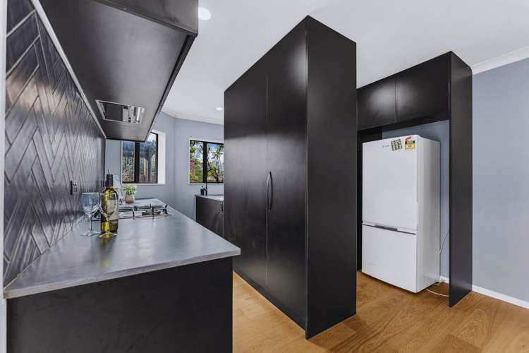 28 Saralee Drive Manurewa_8