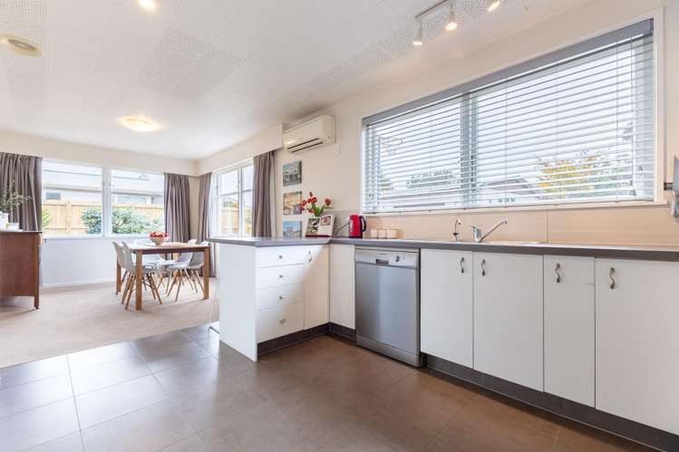 53 Toru Road Paraparaumu Beach_16