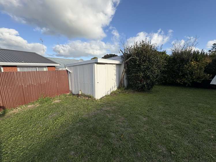 4 George Street Hawera_25