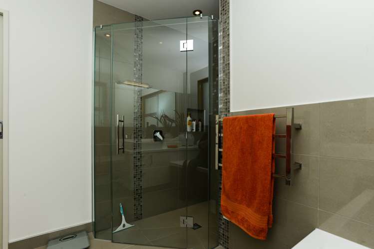 53 Upham Crescent Taradale_13