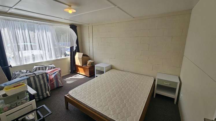 2 Battiscombe Terrace Waitara_7