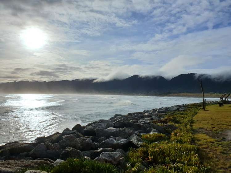 32 Domett Esplanade Cobden_54