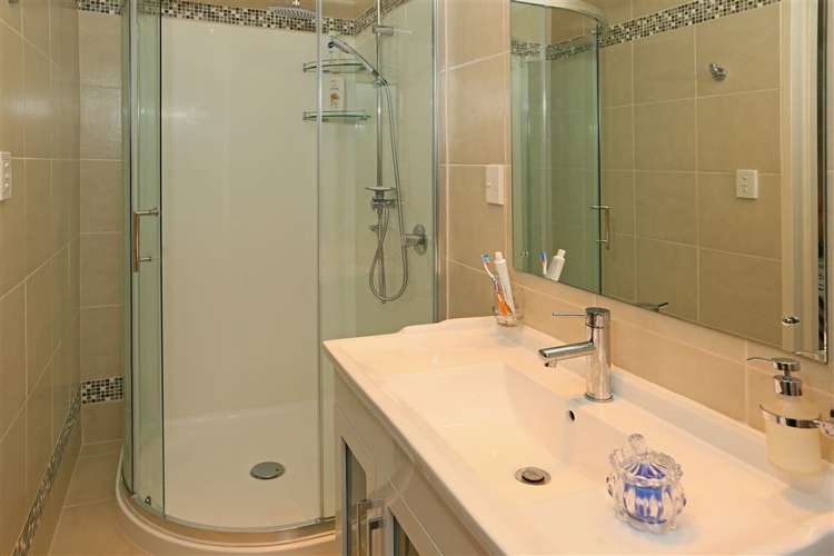 24 Summerland Drive Henderson_9