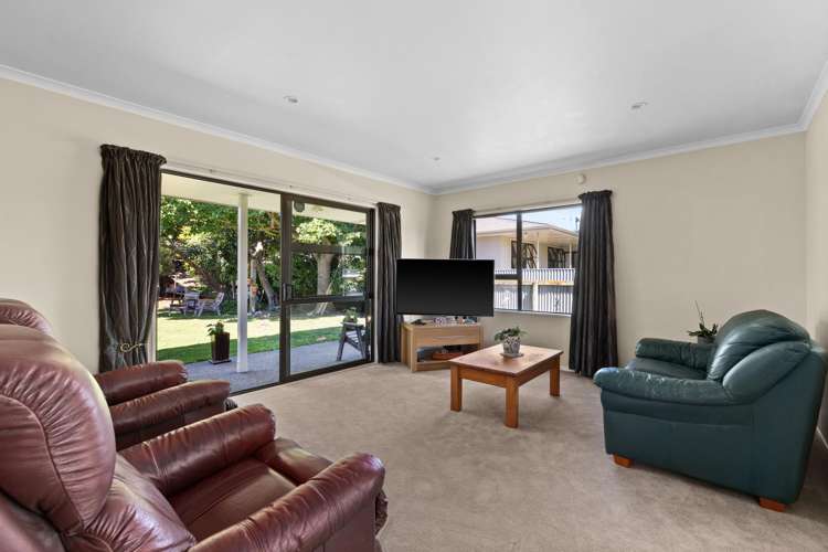 907 Lawrence Street Akina_5