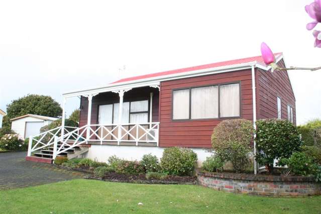 39 Takiroa Street Urenui_1