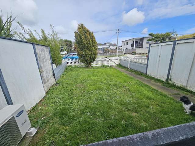 3B Montgomery Street Levin_3