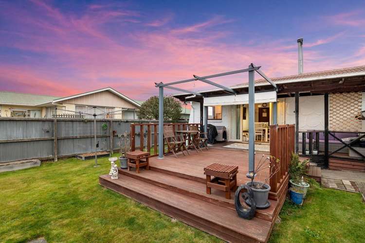 18 Greenock Street Redwood_23