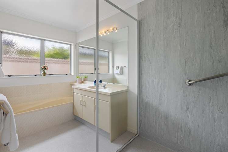 1 Azalea Dell Mount Maunganui_14