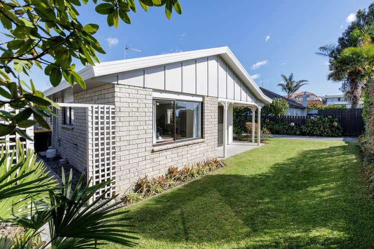 2 Yatton Street Greerton_1