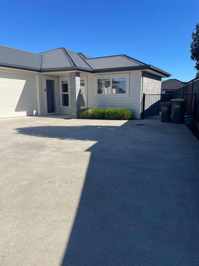 56 Stan Heather Drive Glenview_1