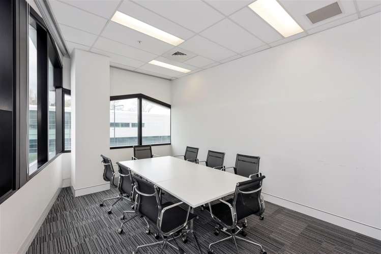 Part Level 1, 60 Highbrook Drive East Tamaki_3