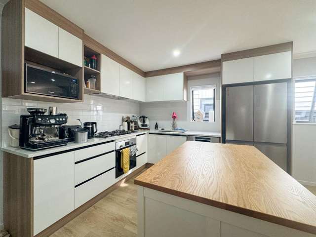 9c Sari Place 11410_1