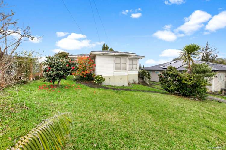 4 Shipton Place Blockhouse Bay_11