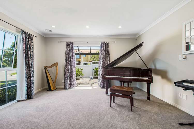 60 Milano Boulevard Karaka_13