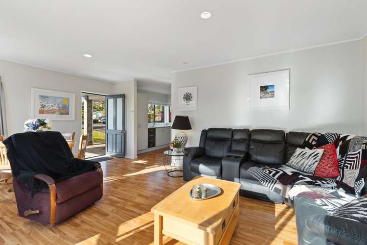 2/19 Matipo Road Mairangi Bay_5