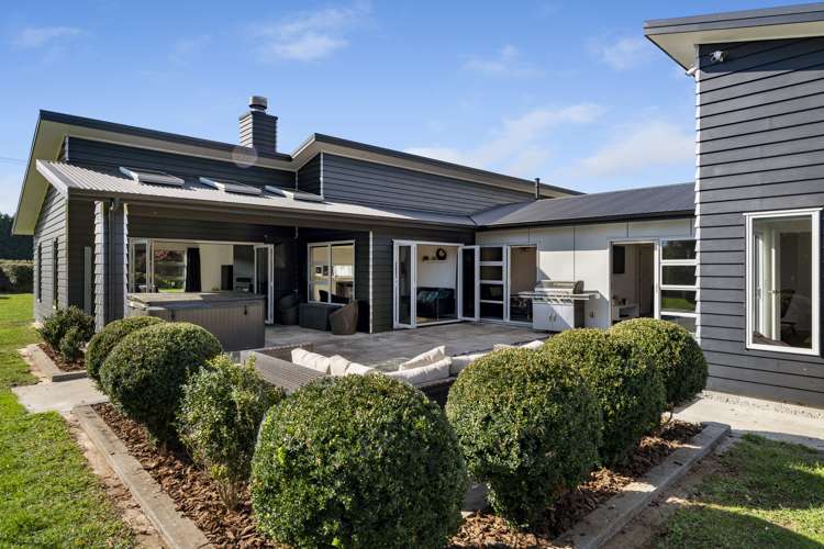 51 Waikawa Beach Road Manakau_20