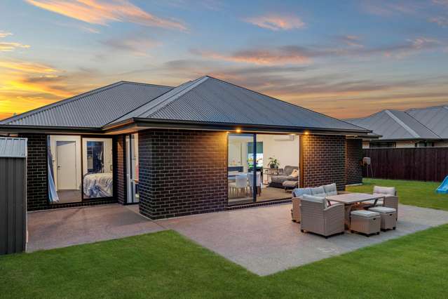 Room to Live: 3 Beds, Study & Dual Living