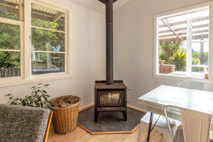 11 Putiki Road Ostend_6