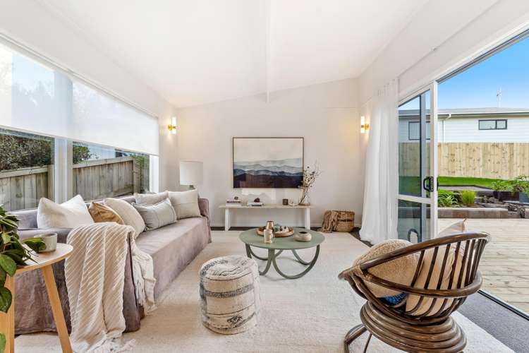 640 Whangaparaoa Road_5