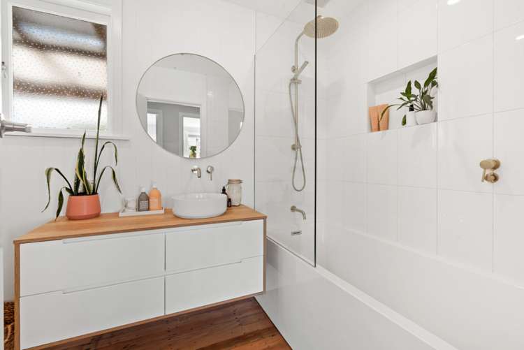 10 Edgerton Road Te Atatu Peninsula_15