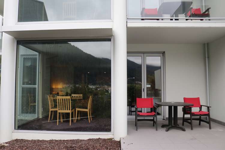 124/21 Stanley Street Queenstown_12